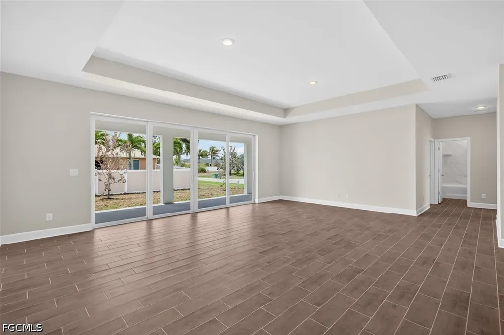 1748 NW 19th Street Cape Coral FL 33993