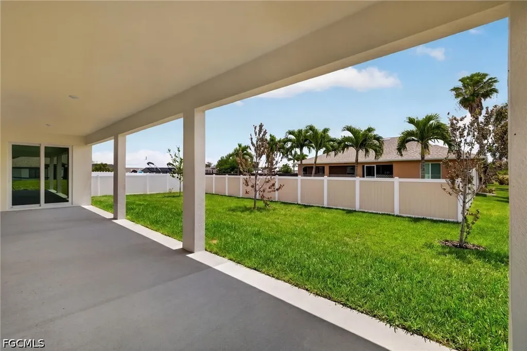 1748 NW 19th Street Cape Coral FL 33993