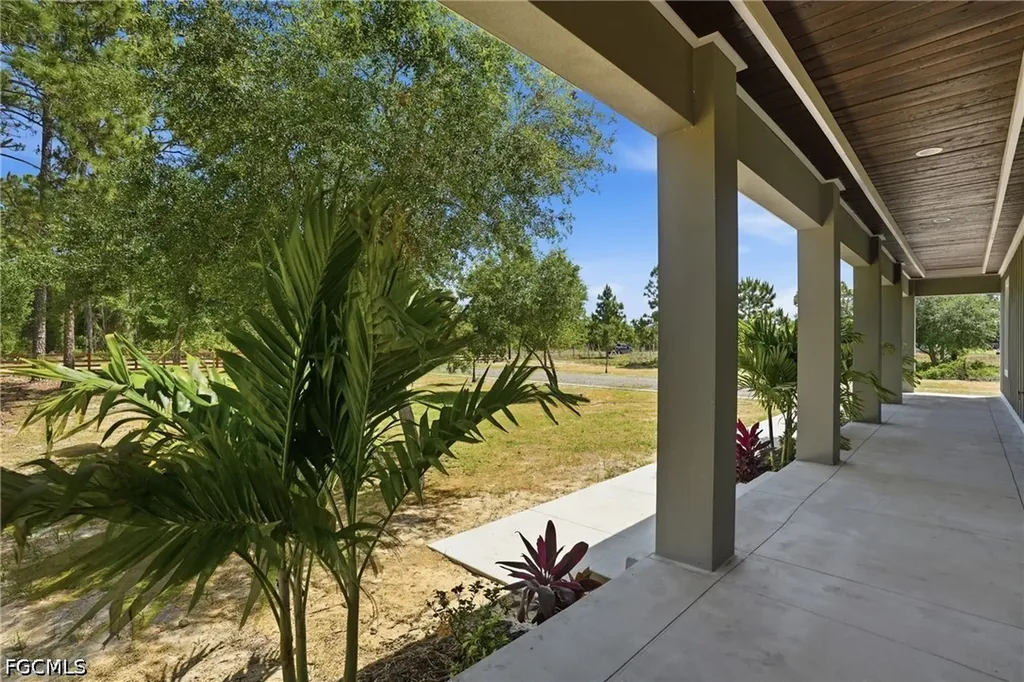 7933 5th Terrace Labelle FL 33935