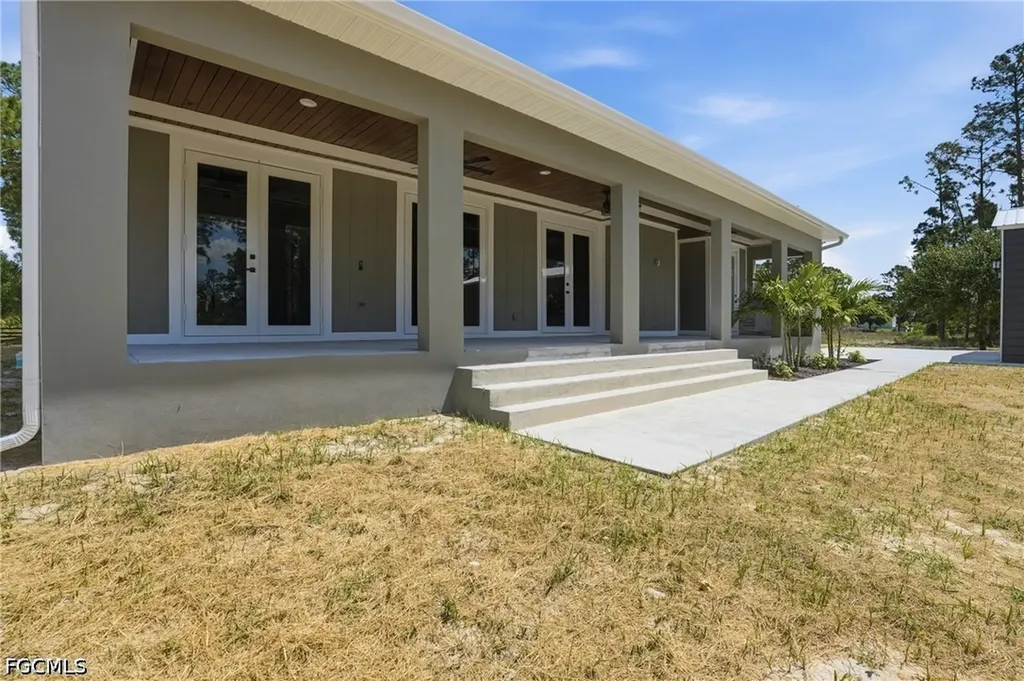 7933 5th Terrace Labelle FL 33935