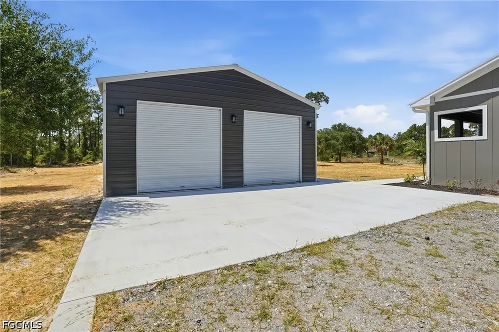 7933 5th Terrace Labelle FL 33935