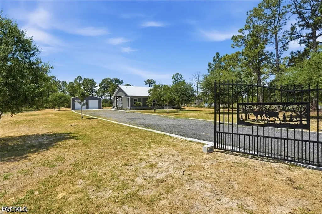 7933 5th Terrace Labelle FL 33935