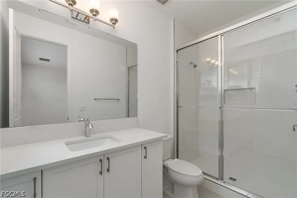 12750 Woodbury Drive Estero FL 33928