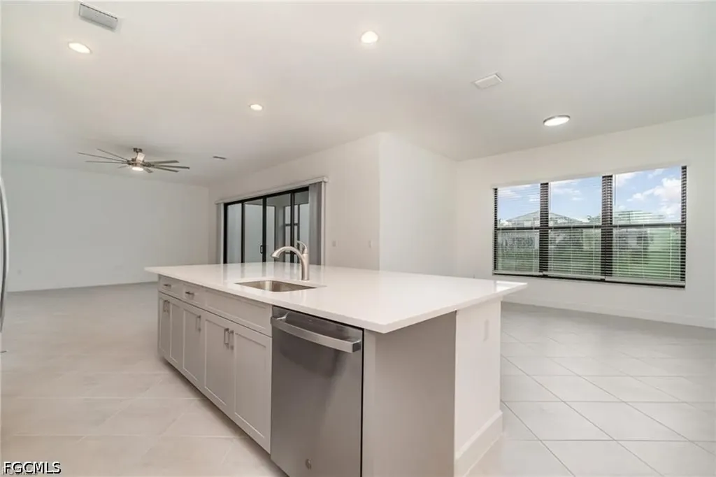 12750 Woodbury Drive Estero FL 33928