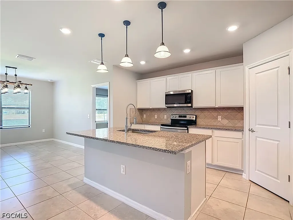 16056 Enclaves Cove Drive North Fort Myers FL 33917