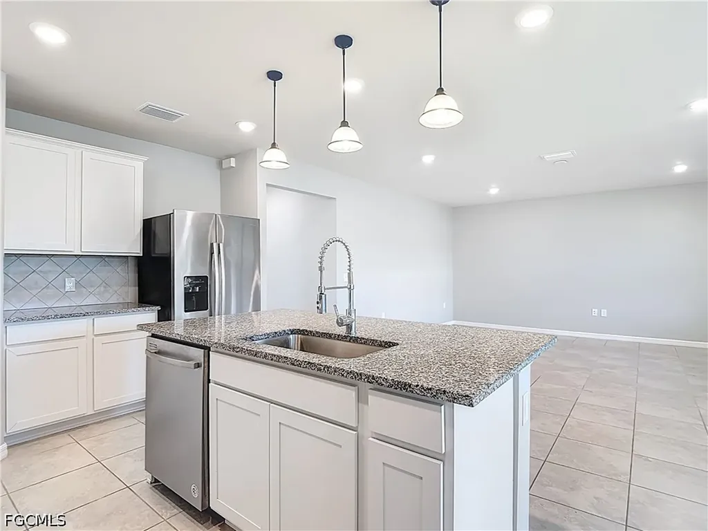 16056 Enclaves Cove Drive North Fort Myers FL 33917
