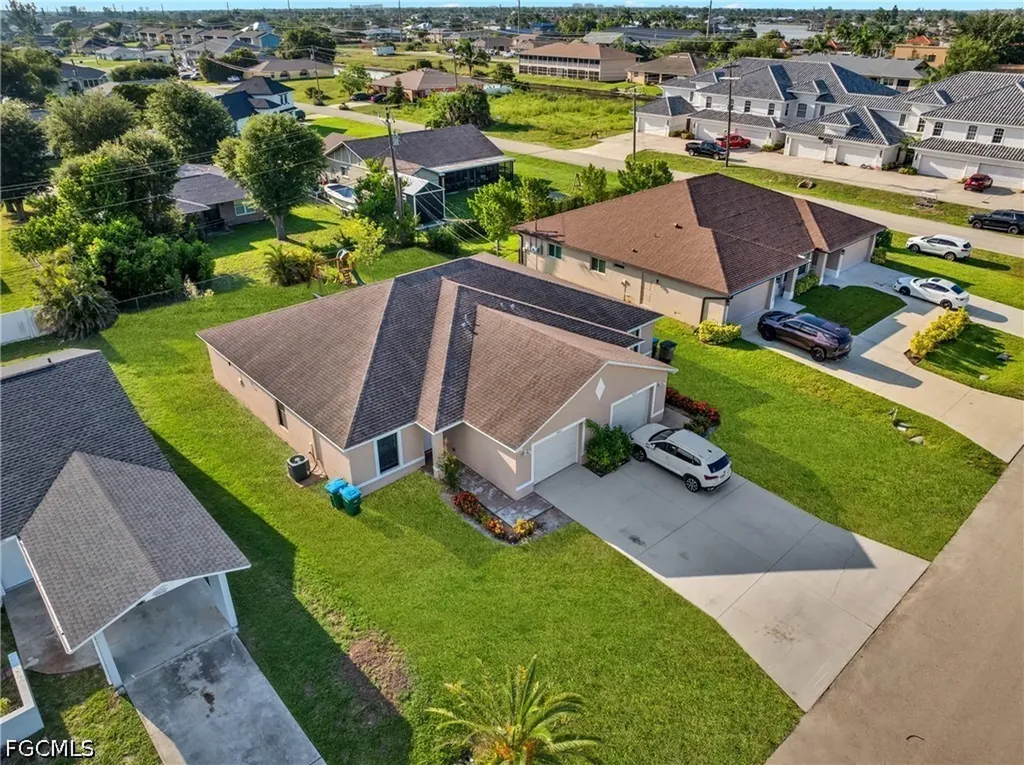 4623 SW 7th Place Cape Coral FL 33914