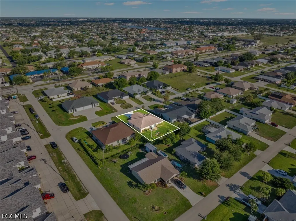 4623 SW 7th Place Cape Coral FL 33914