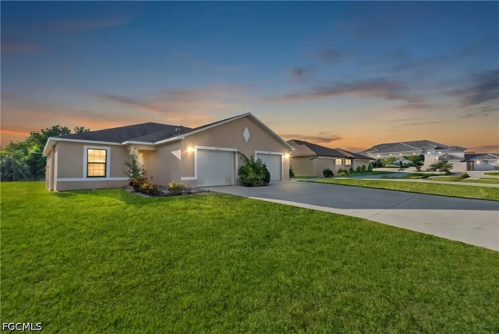4623 SW 7th Place Cape Coral FL 33914