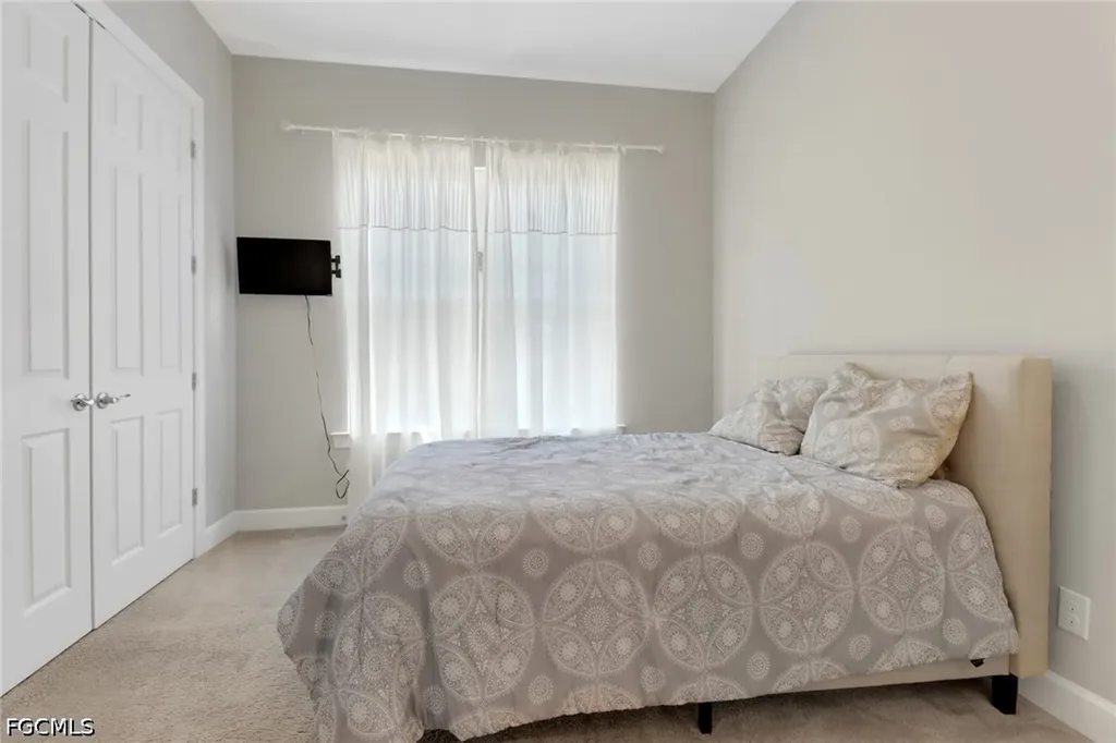 3411 SW 27th Place Cape Coral FL 33914