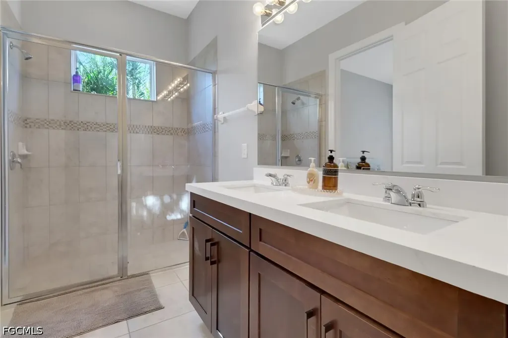 3411 SW 27th Place Cape Coral FL 33914