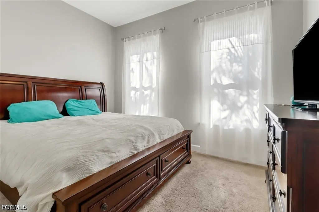 3411 SW 27th Place Cape Coral FL 33914