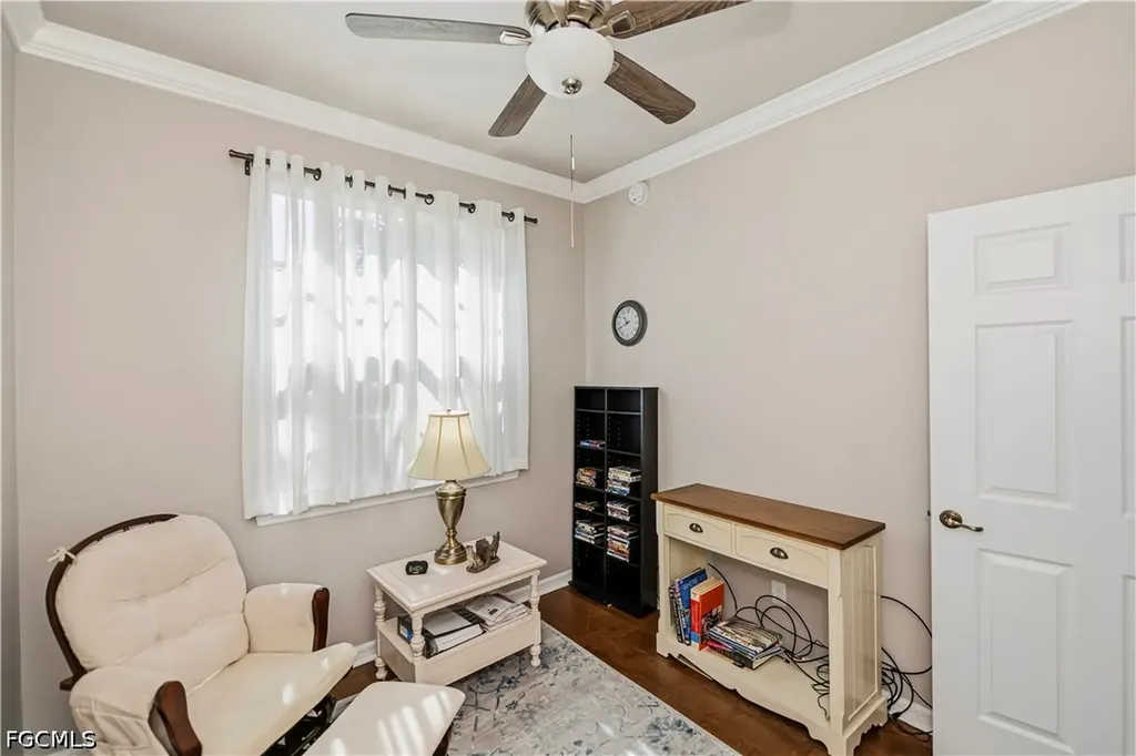 1051 Winding Pines Circle Cape Coral FL 33909