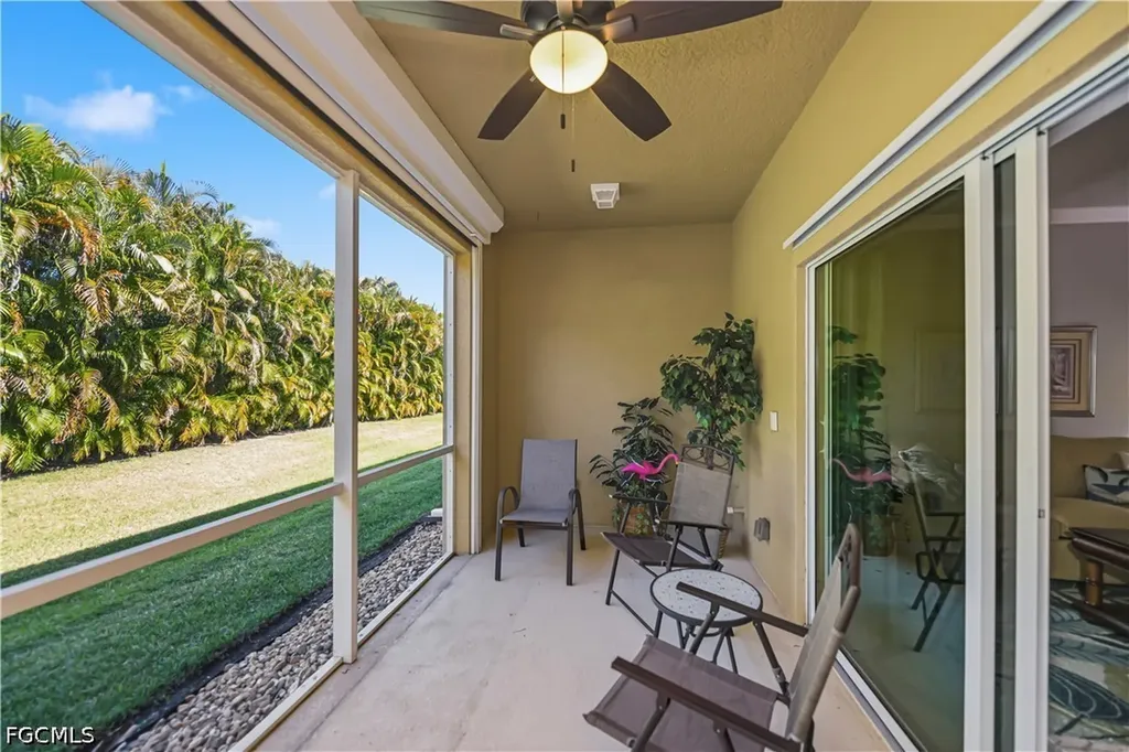 1051 Winding Pines Circle Cape Coral FL 33909