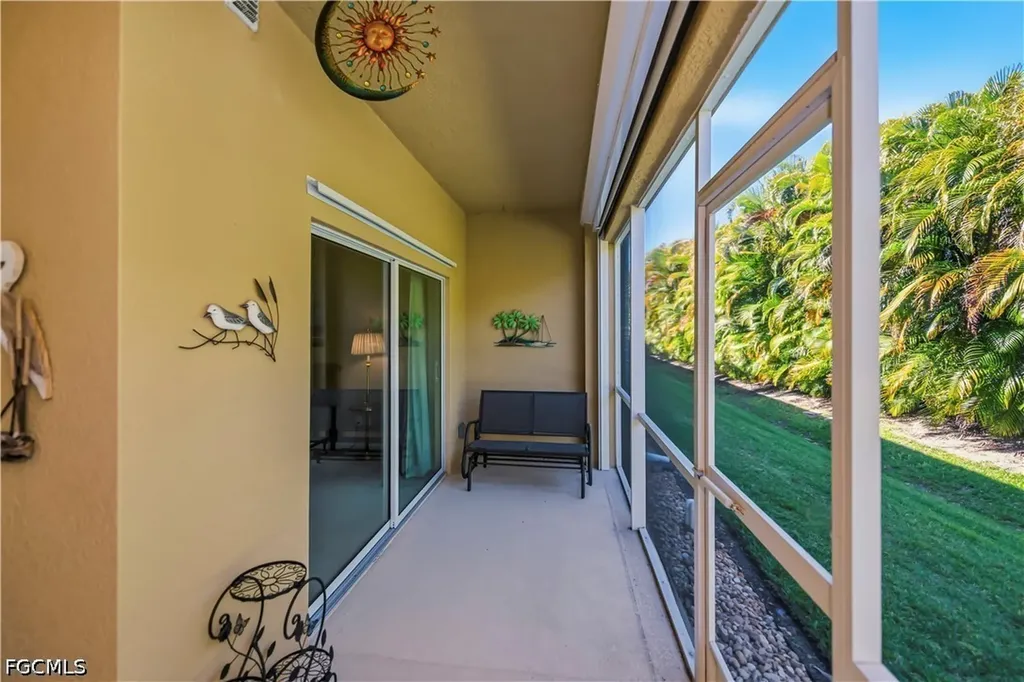 1051 Winding Pines Circle Cape Coral FL 33909