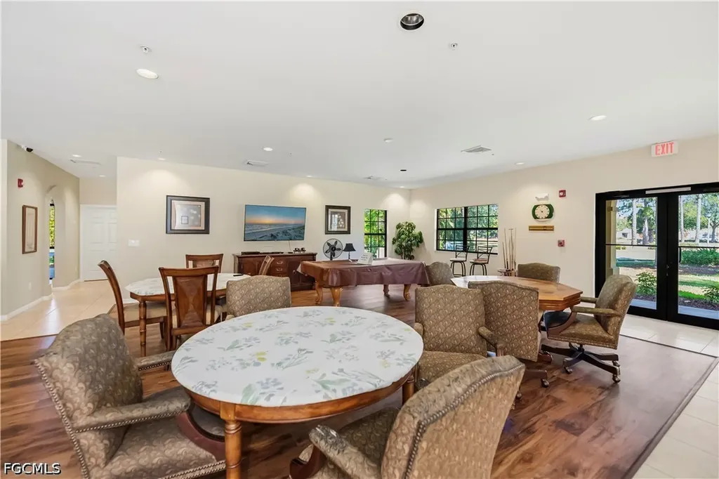 1051 Winding Pines Circle Cape Coral FL 33909