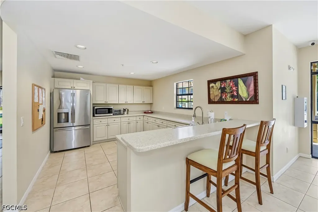 1051 Winding Pines Circle Cape Coral FL 33909