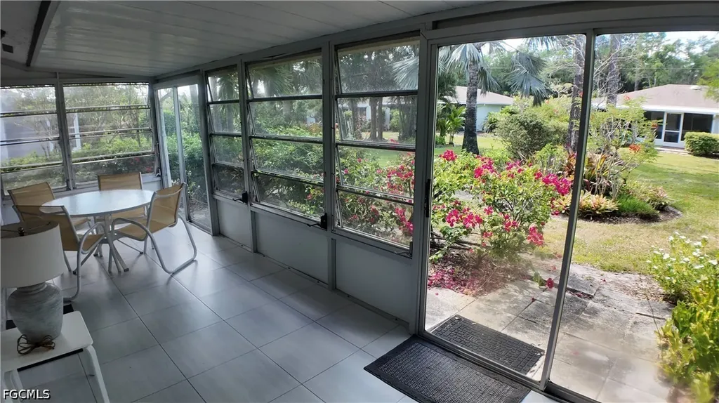 58 Glades Boulevard Naples FL 34112