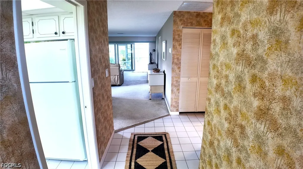 58 Glades Boulevard Naples FL 34112