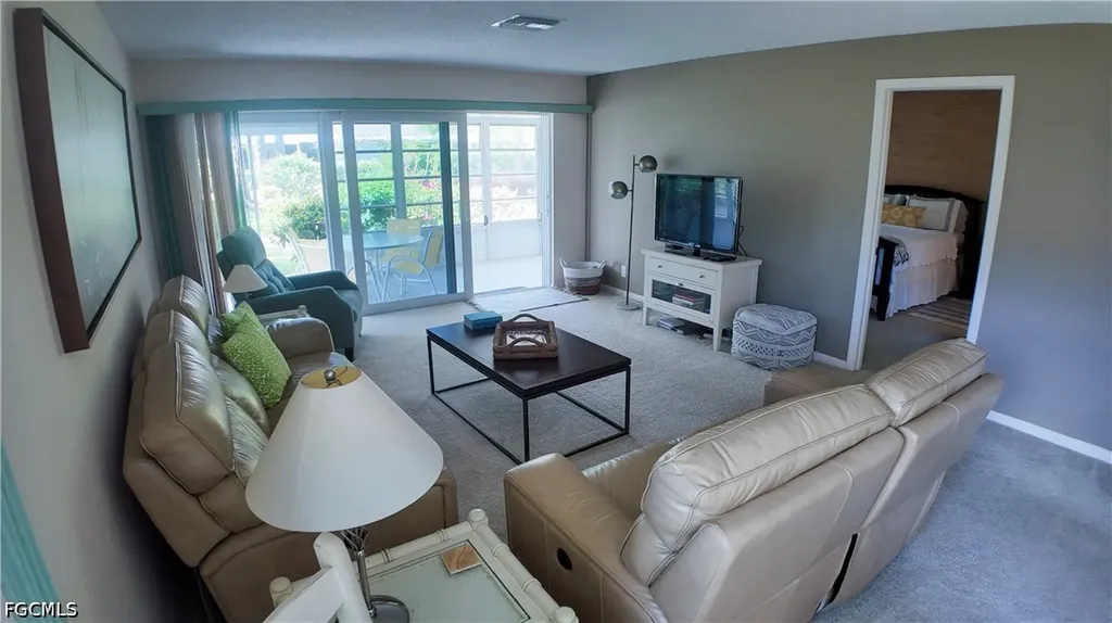 58 Glades Boulevard Naples FL 34112
