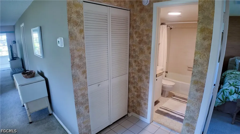 58 Glades Boulevard Naples FL 34112
