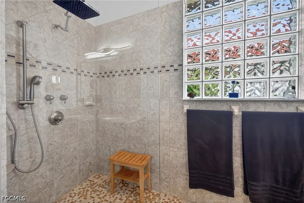 9514 Mariners Cove Lane Fort Myers FL 33919