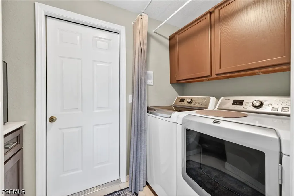 9514 Mariners Cove Lane Fort Myers FL 33919