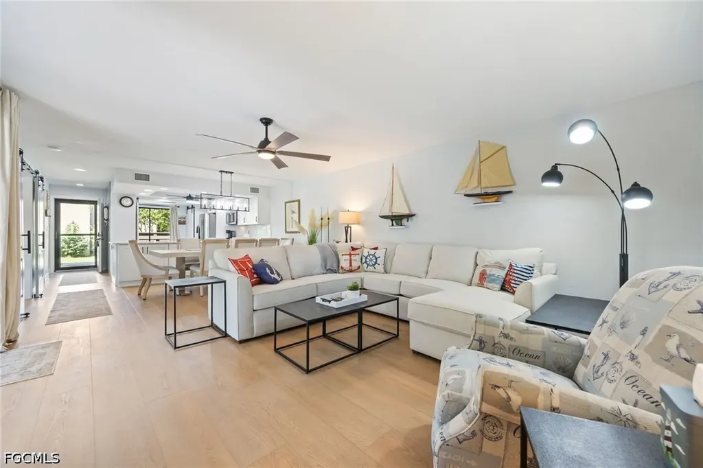 104 Pinebrook Drive Fort Myers FL 33907