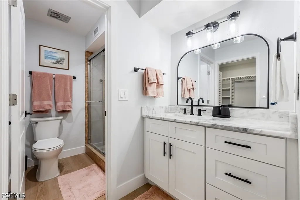 104 Pinebrook Drive Fort Myers FL 33907