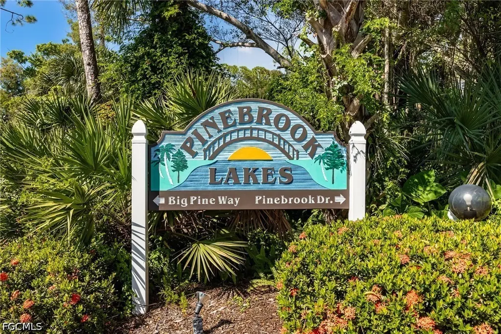 104 Pinebrook Drive Fort Myers FL 33907