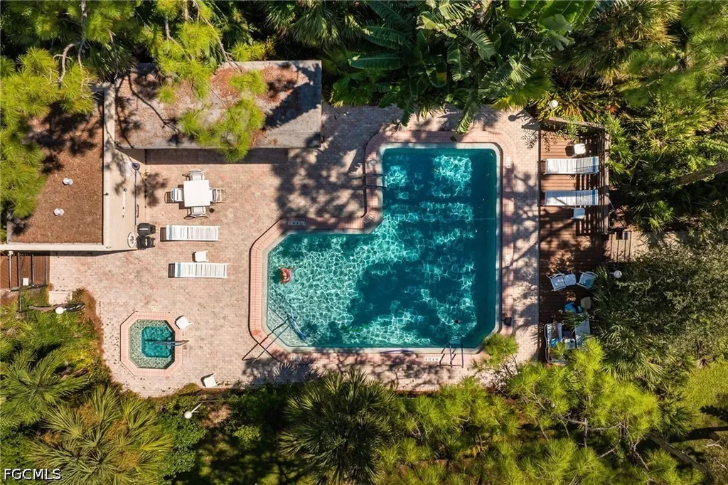 104 Pinebrook Drive Fort Myers FL 33907