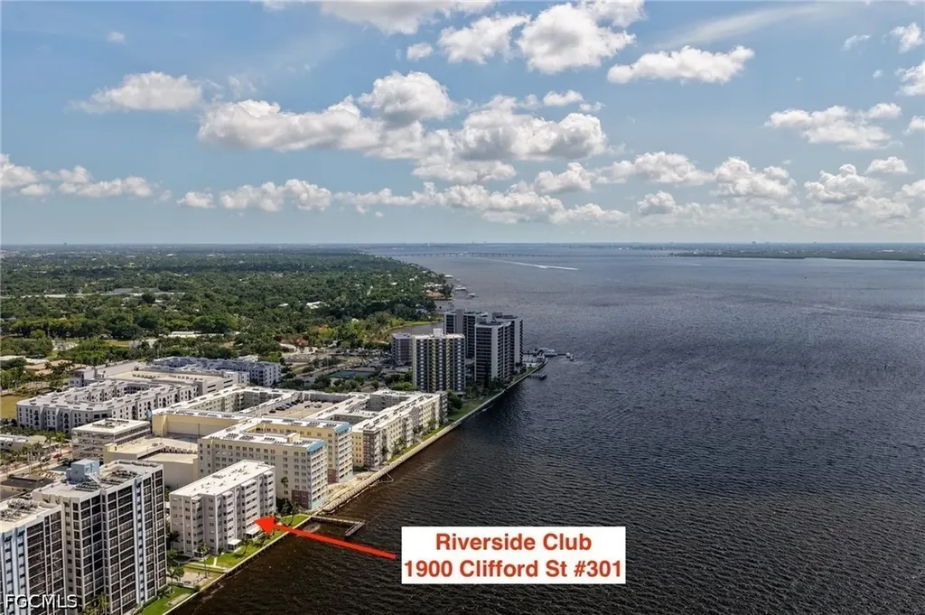 1900 Clifford Street Fort Myers FL 33901