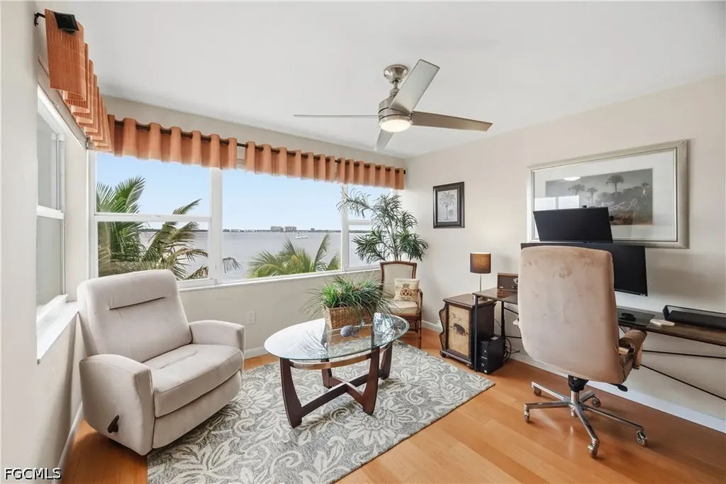 1900 Clifford Street Fort Myers FL 33901