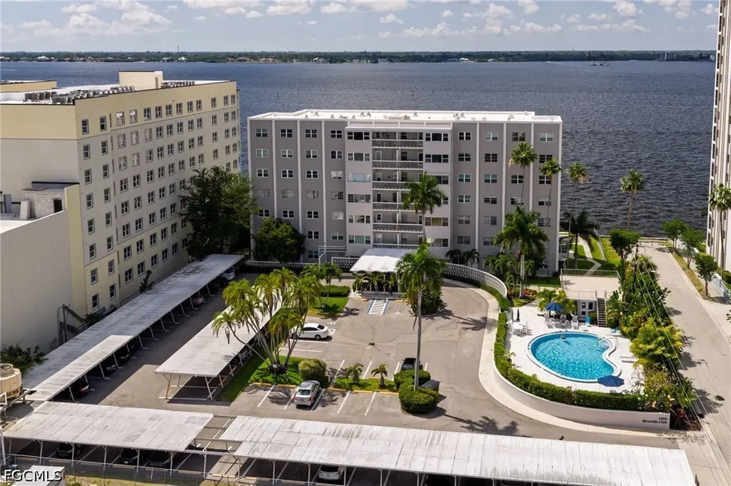 1900 Clifford Street Fort Myers FL 33901