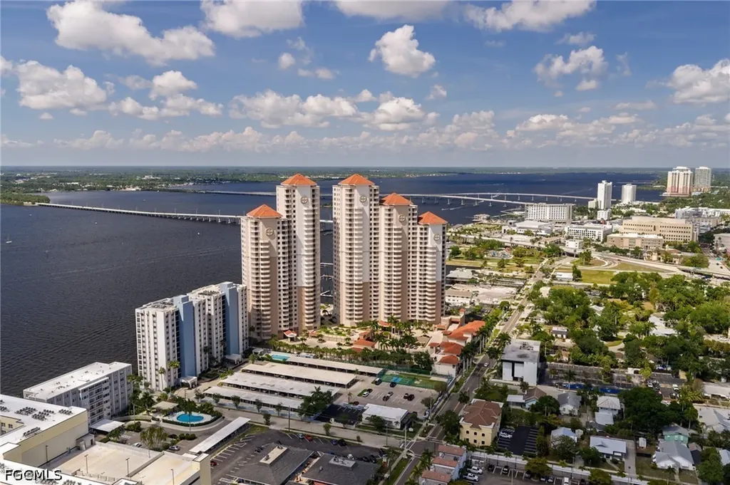 1900 Clifford Street Fort Myers FL 33901