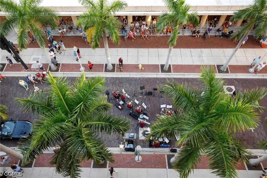 1900 Clifford Street Fort Myers FL 33901