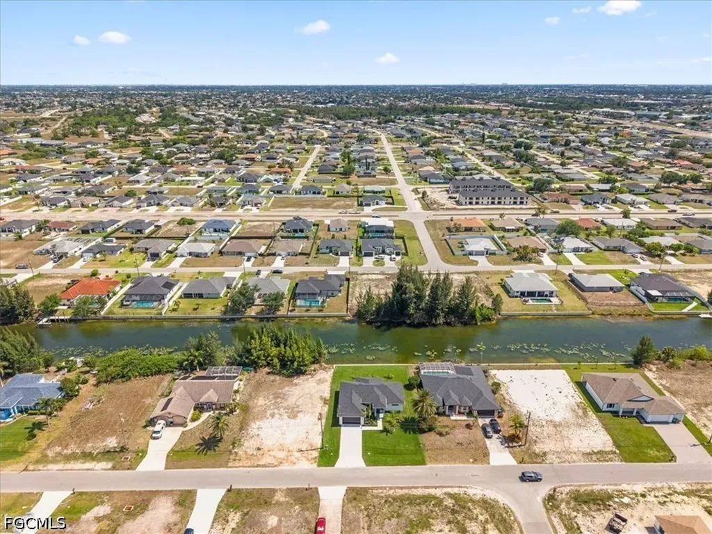 220 NE 9th Street Cape Coral FL 33909