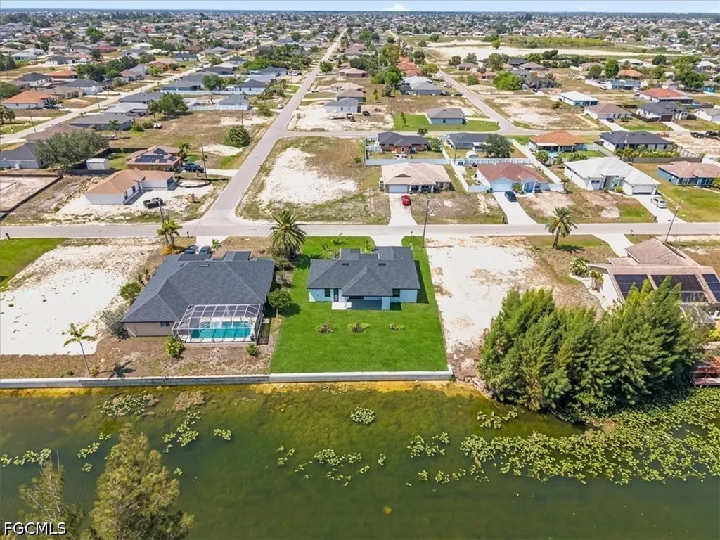 220 NE 9th Street Cape Coral FL 33909