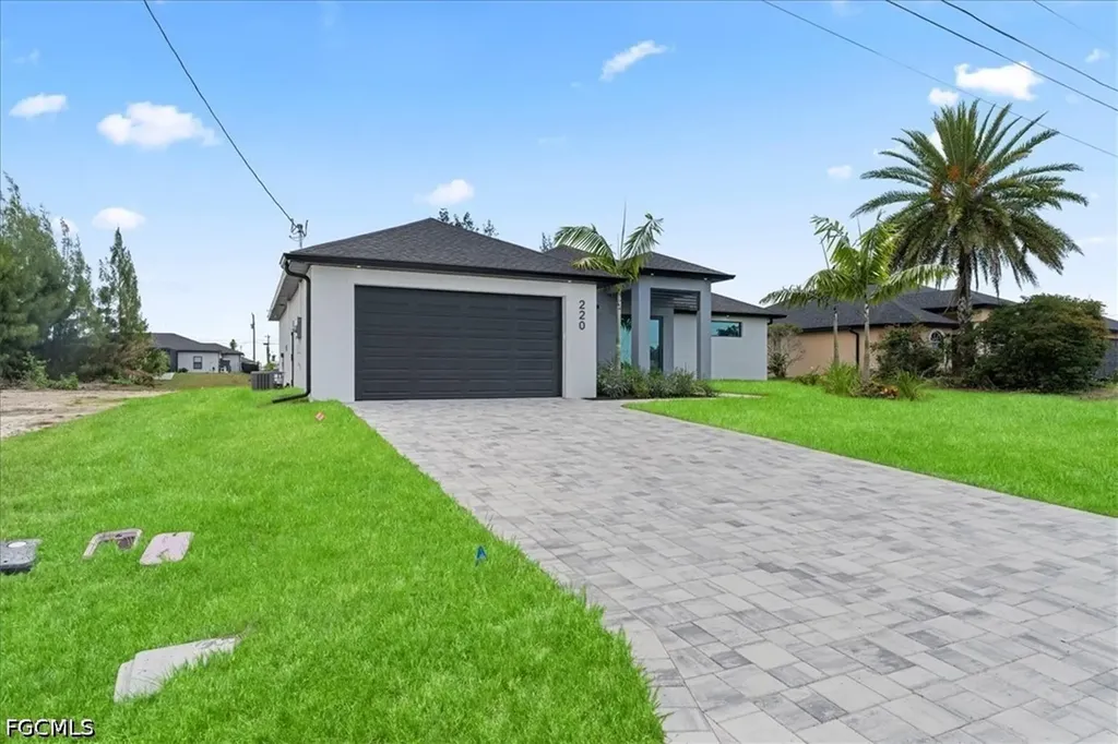 220 NE 9th Street Cape Coral FL 33909