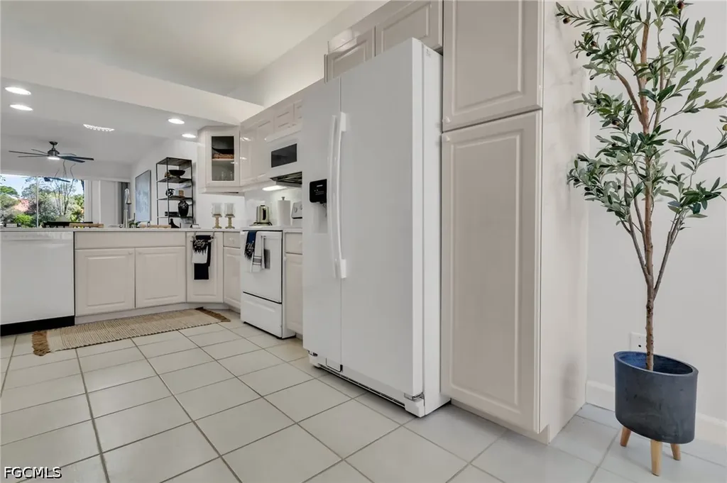 6750 Beach Resort Drive Naples FL 34114