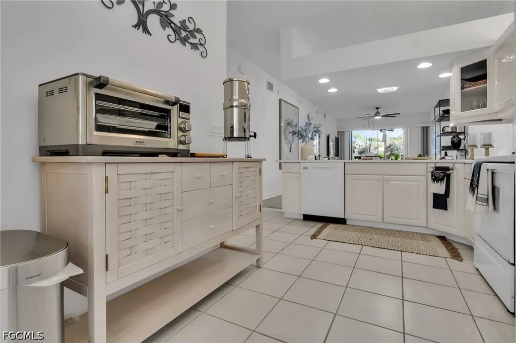 6750 Beach Resort Drive Naples FL 34114