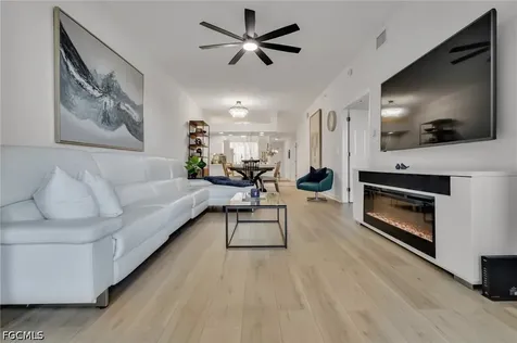 6750 Beach Resort Drive Naples FL 34114