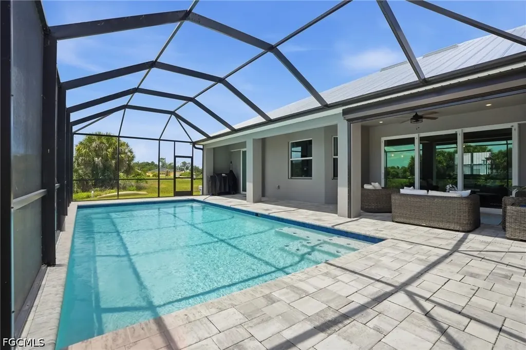 1825 NW 31st Avenue Cape Coral FL 33993