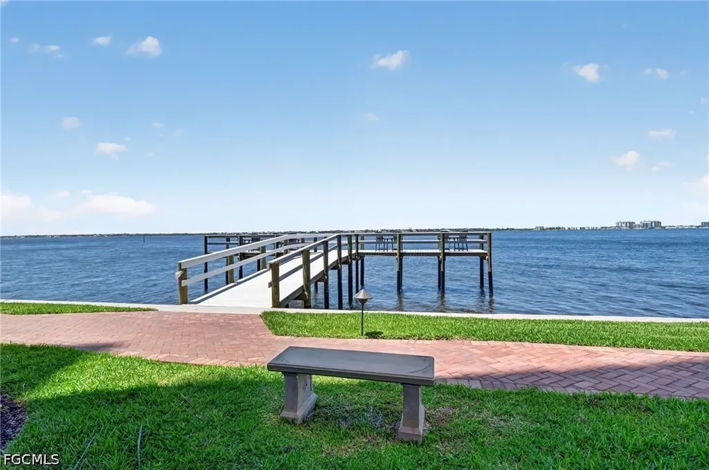 1900 Virginia Avenue Fort Myers FL 33901