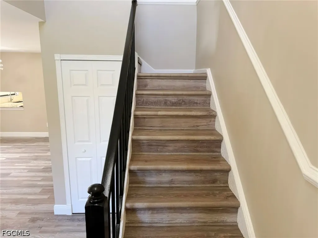 621 SE 12th Avenue Cape Coral FL 33990