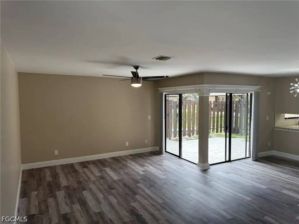 621 SE 12th Avenue Cape Coral FL 33990