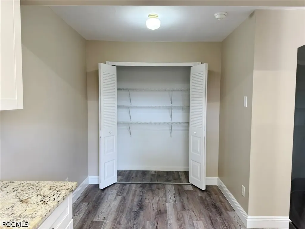621 SE 12th Avenue Cape Coral FL 33990