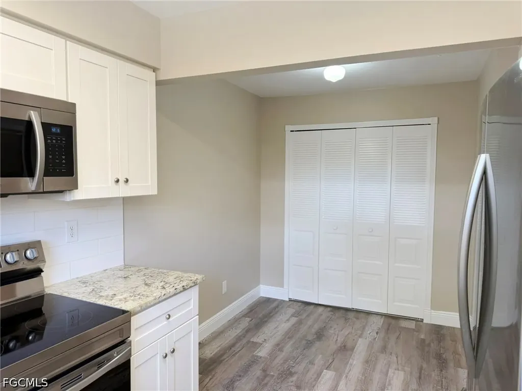 621 SE 12th Avenue Cape Coral FL 33990