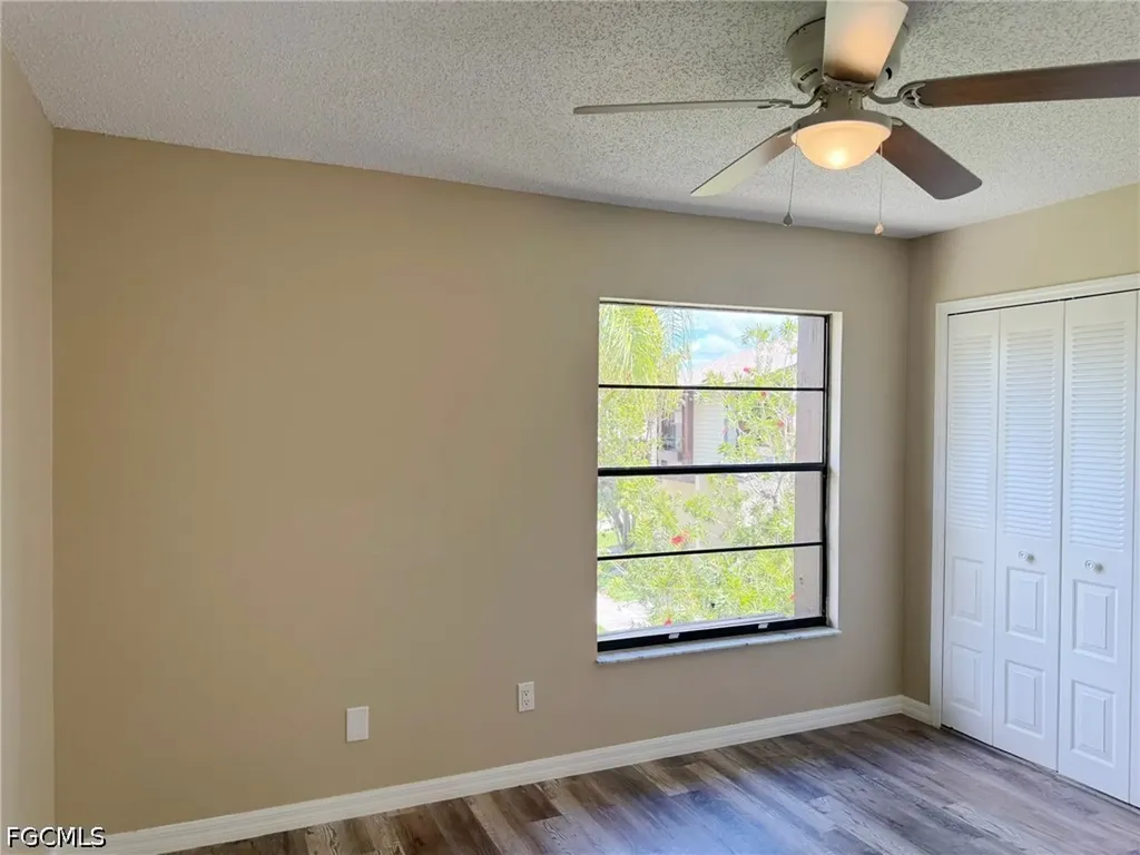 621 SE 12th Avenue Cape Coral FL 33990