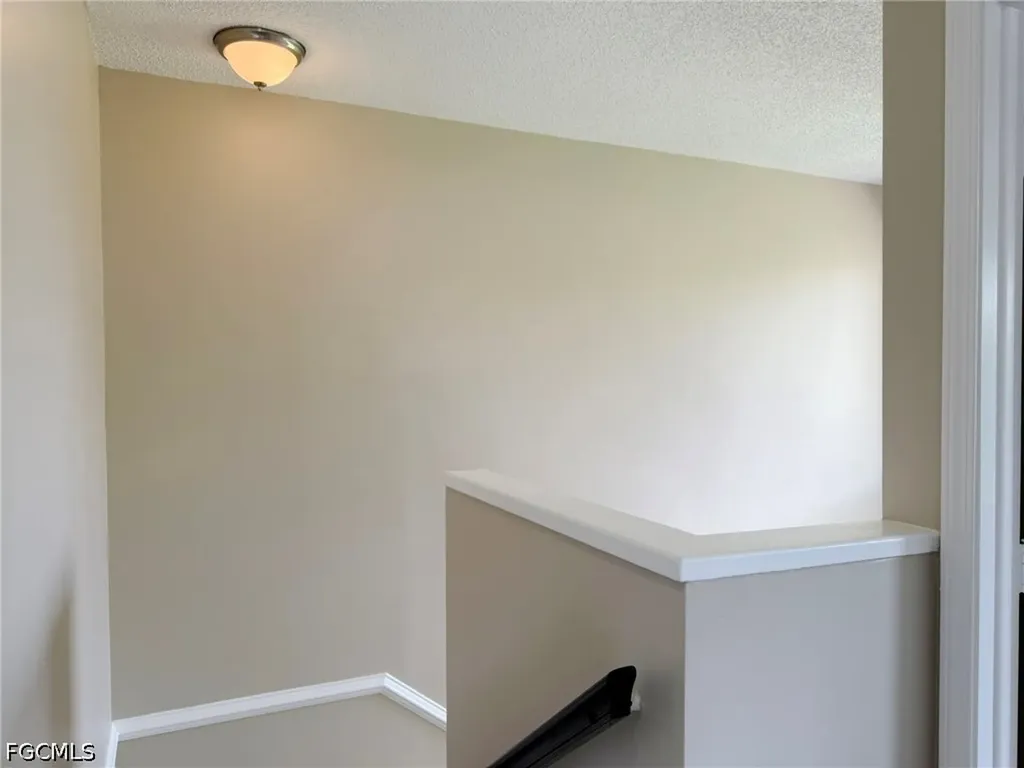 621 SE 12th Avenue Cape Coral FL 33990